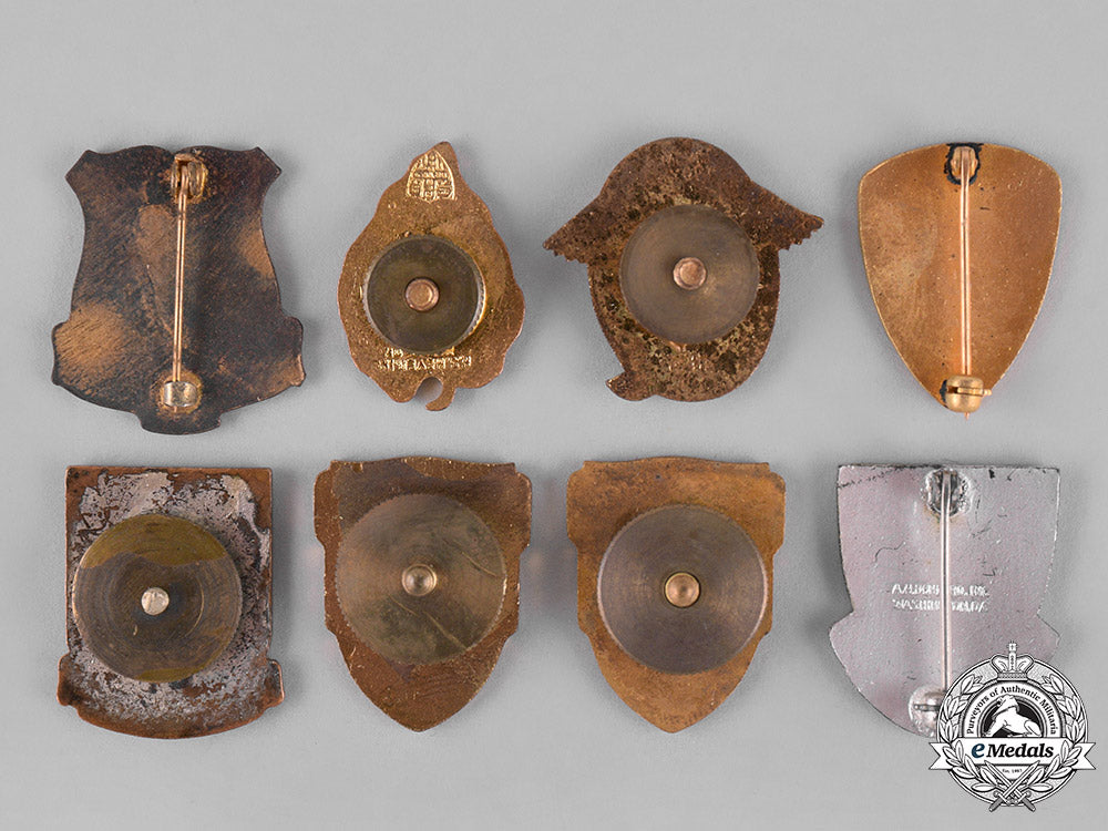 united_states._forty-_nine_regimental_insignia_badges_m182_3509_1