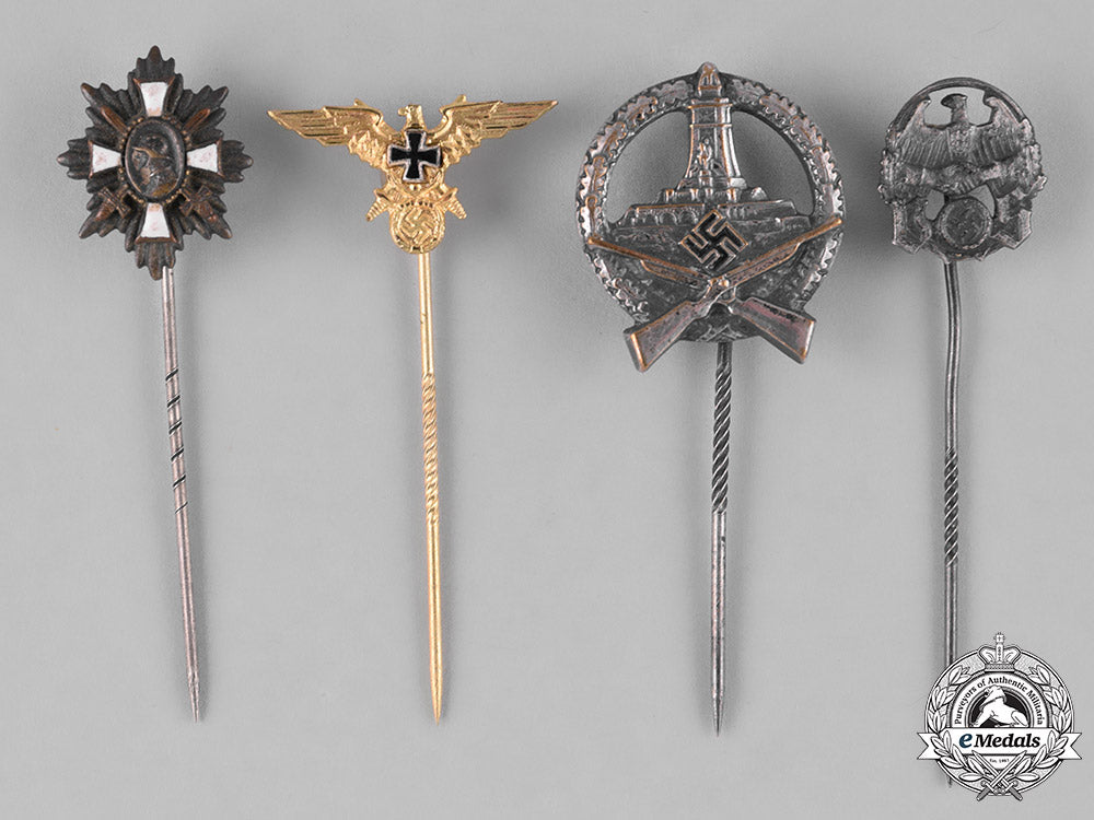 germany,_third_reich._a_lot_of_third_reich_period_veterans_stick_pins_m182_3723