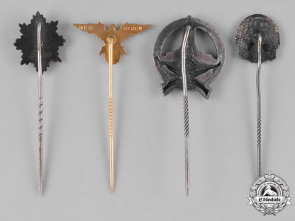 germany,_third_reich._a_lot_of_third_reich_period_veterans_stick_pins_m182_3724