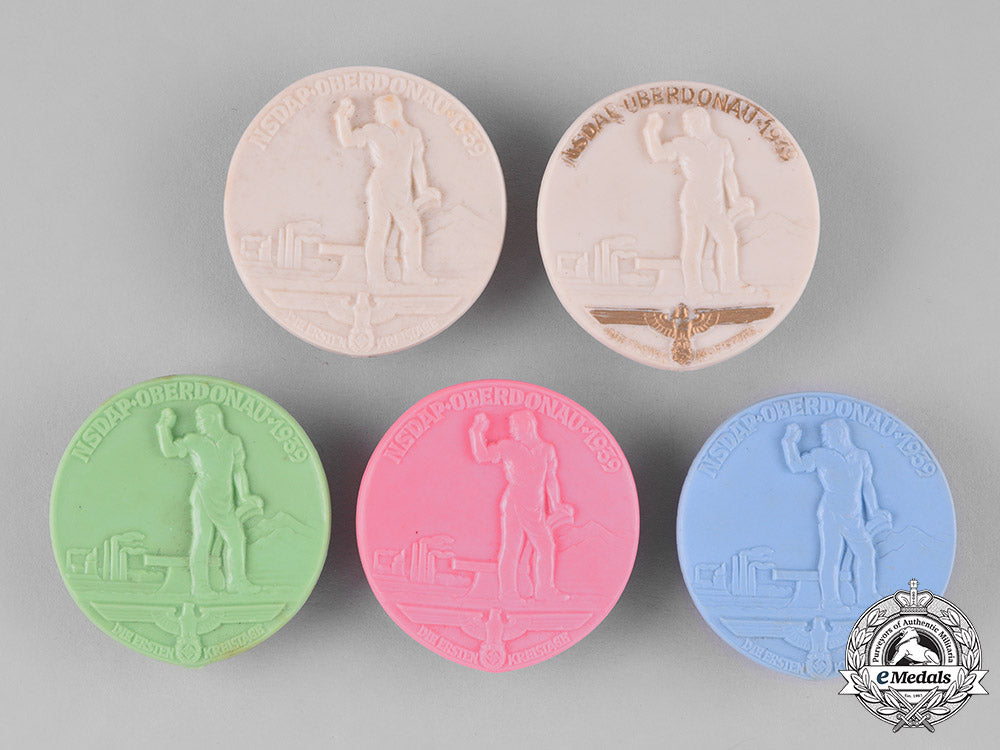 germany,_nsdap._a_lot_of1939_oberdonau(_upper_danube)_district_day_event_badges_by_richard_sieper&_söhne_m182_3729