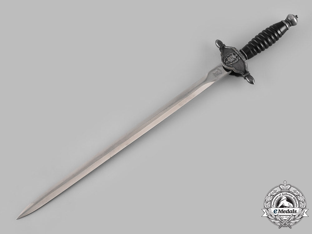 spain,_franco_period._an_air_force_nco_dagger_with_scabbard_and_hangers,_by_nf_toledo,_c.1935_m182_3775