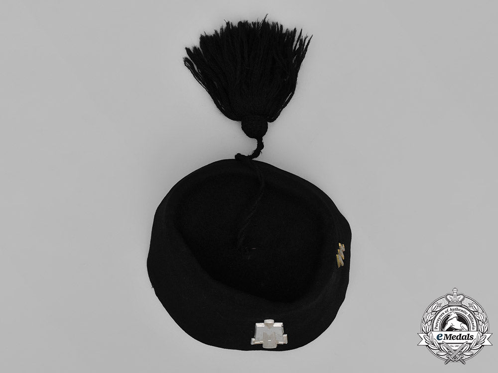italy,_kingdom._a_youth_of_the_lictor(_gil)_member’s_fez,_c.1940_m182_3794