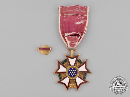 united_states._a_soldier’s_medal&_legion_of_merit_to_captain_scholander,_alaskan_rescue_march1945_m182_3870