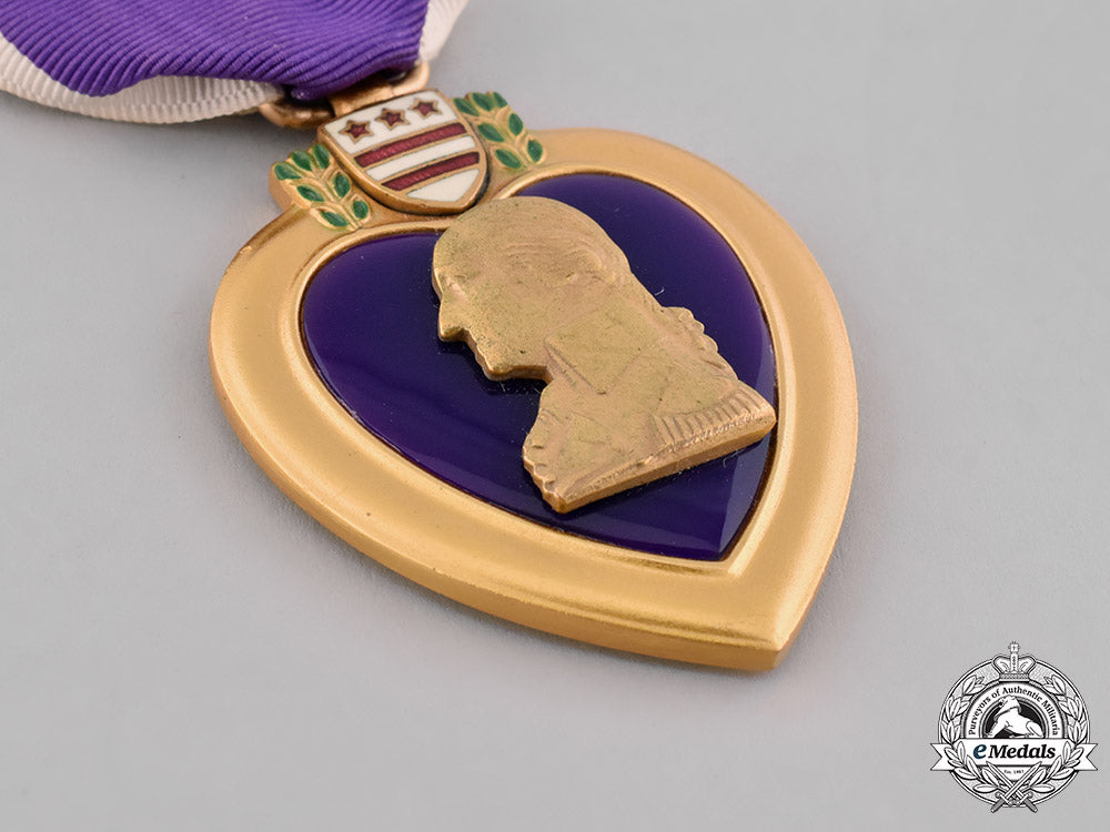 united_states._a_purple_heart&_pow_medal_group_to_sgt_richard_longo,_shot_down_over_ratten_vienna1944,_sent_to_stalag_luft._m182_3916