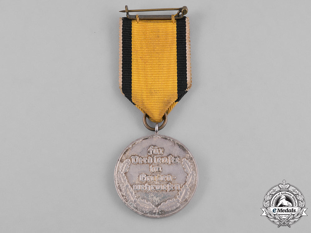 germany,_third_reich._a_mine_rescue_honour_medal_m182_3992