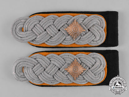 germany,_ss._a_pair_of_feldgendarmerie_obersturmführer_shoulder_boards_m182_4036
