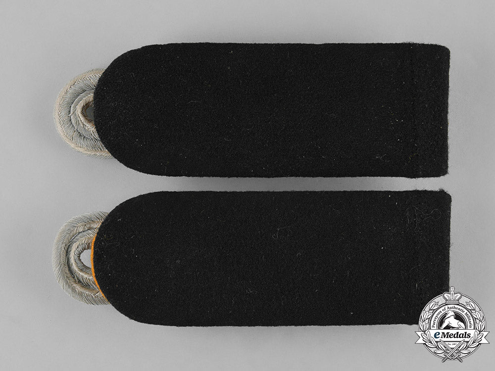 germany,_ss._a_pair_of_feldgendarmerie_obersturmführer_shoulder_boards_m182_4037