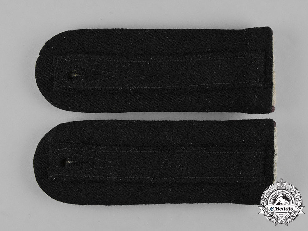 germany,_ss._a_pair_of_smoke_troops_obersturmführer_shoulder_boards_m182_4045
