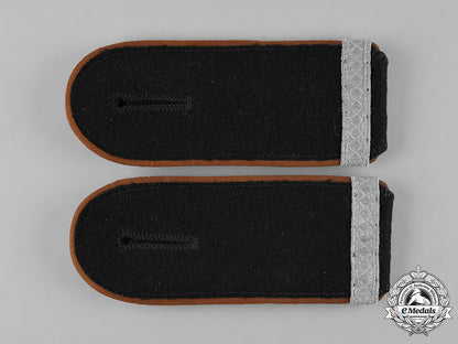 germany,_ss._a_pair_of_unterführer_anwärter(_nco_candidate)_shoulder_straps_m182_4055