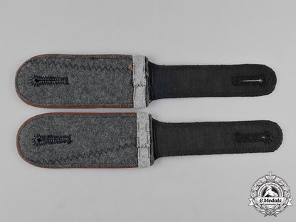 germany,_ss._a_pair_of_unterführer_anwärter(_nco_candidate)_shoulder_straps_m182_4057
