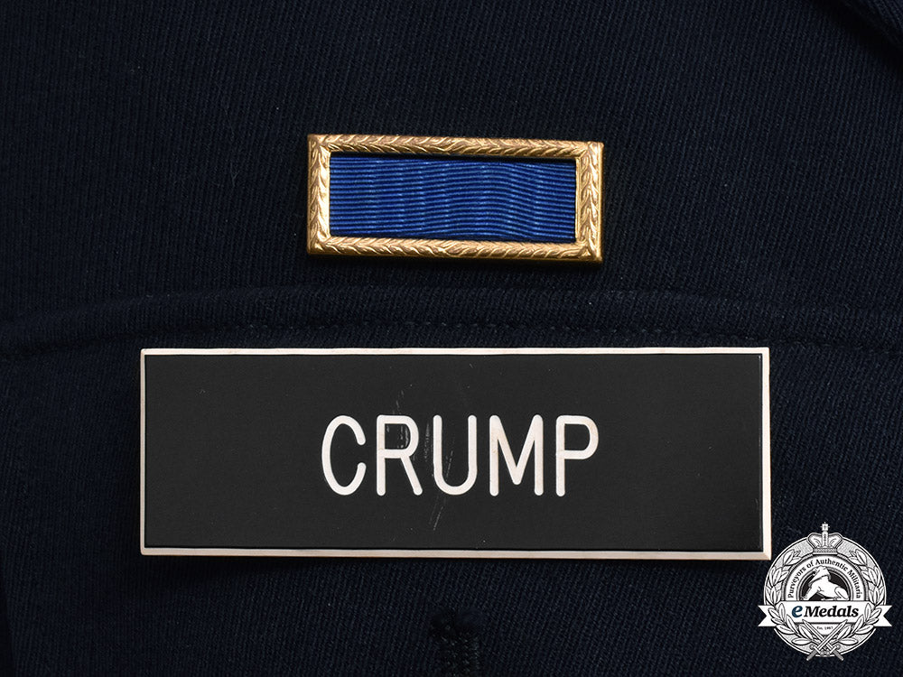 united_states._a_medal_of_honor&_uniform_of_sgt._j.k._crump,_chorwon,_korea,1951_m182_4240