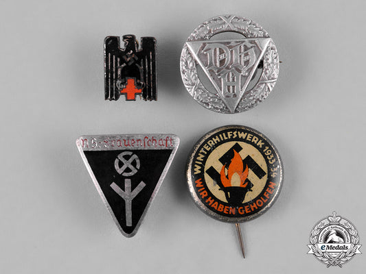 germany,_third_reich._a_lot_of_membership_badges_m182_4364