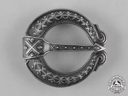 germany,_third_reich._a_third_reich_period_decorative_silver_brooch_m182_4424