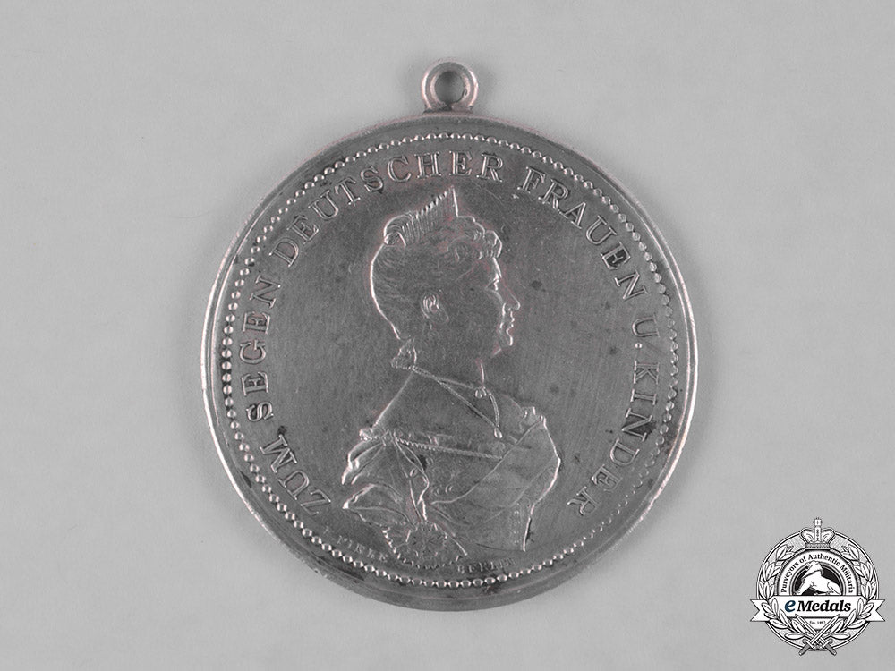germany,_imperial._an_association_of_german_midwives_medal,_by_f._finke,_c.1900_m182_4491