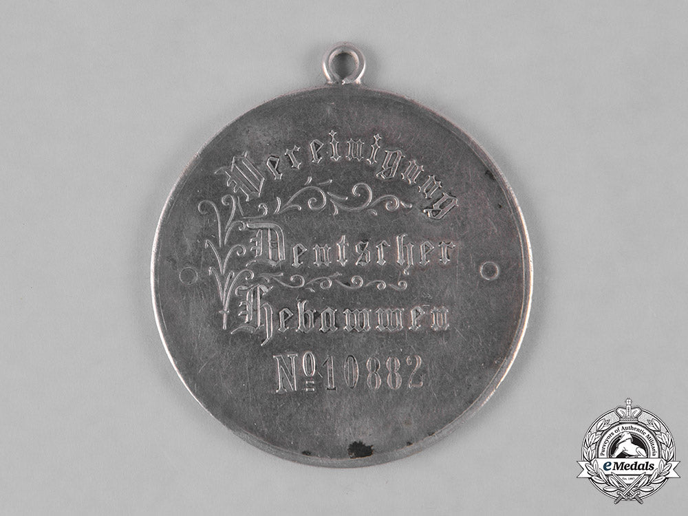 germany,_imperial._an_association_of_german_midwives_medal,_by_f._finke,_c.1900_m182_4492