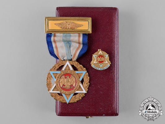united_states._a_jewish_war_veterans_medal,_with_lapel_pin_and_case_m182_4587_1_1