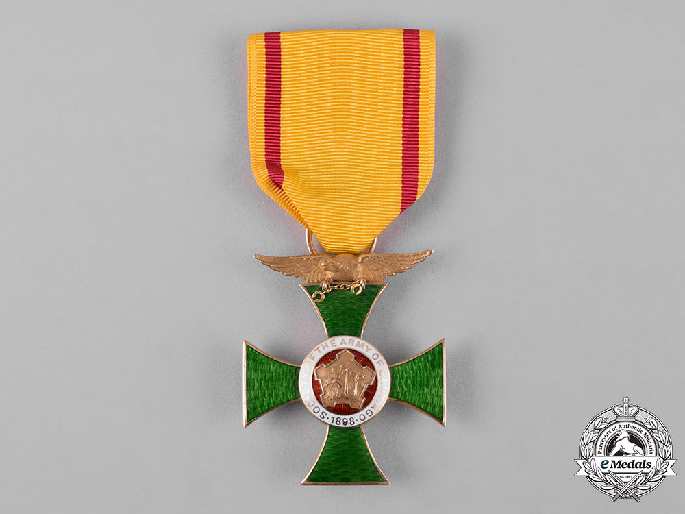 united_states._an_american_society_of_the_army_of_santiago_membership_cross_in_gold,_to_sergeant_william_a._winter_m182_4618_1