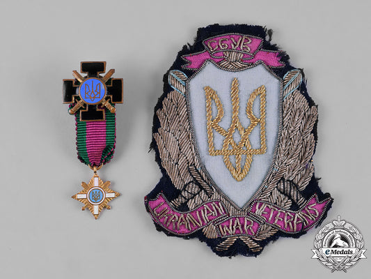 ukraine._a_war_veteran's_lot_of_insignia_and_miniature_awards_m182_4633