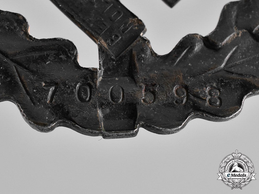 germany,_third_reich._a_lot_of_third_reich_period_insignia_m182_4901