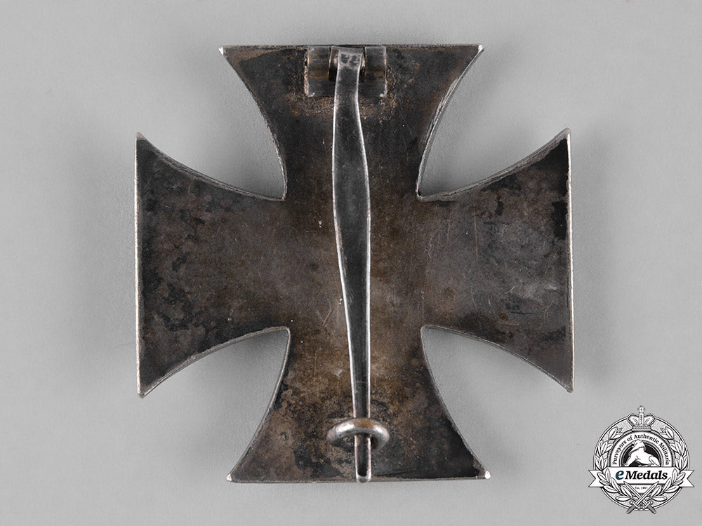 germany,_wehrmacht._a1939_iron_cross,_i_class,_with_case,_by_wilhelm_deumer_m182_4950