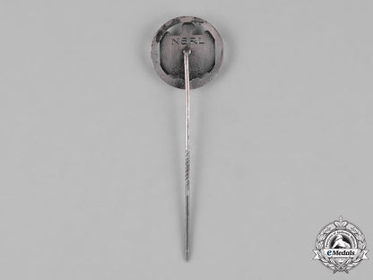 germany,_third_reich._a_national_socialist_league_of_the_reich_for_physical_exercise_achievement_badge_in_silver,_c.1942_m182_4973