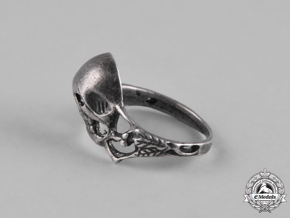 germany,_third_reich._a_third_reich_period_skull_ring_m182_5009