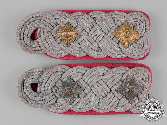 germany,_heer._a_pair_of_heer(_army)_oberst_shoulder_boards_m182_5038_1