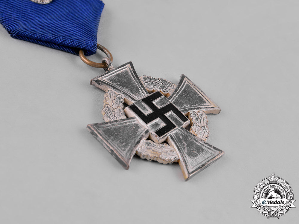 germany,_third_reich._a_group_of_commemorative_medals_m182_5112