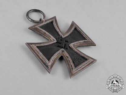 germany,_wehrmacht._a_pair_of1939_ii_class_iron_crosses_m182_5119