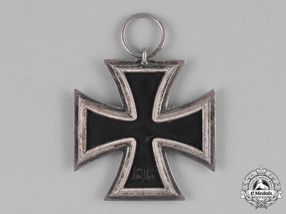 germany,_wehrmacht._a_pair_of1939_ii_class_iron_crosses_m182_5121