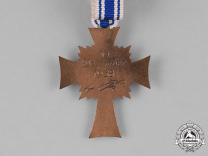 germany,_third_reich._a_cased_honour_cross_of_the_german_mother,_bronze_grade,_by_werner_redo_m182_5154