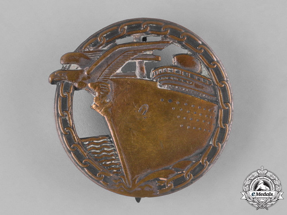 germany,_kriegsmarine._a_blockade_runner_badge,_by_schwerin_m182_5419