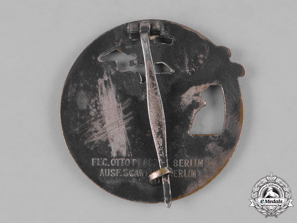 germany,_kriegsmarine._a_blockade_runner_badge,_by_schwerin_m182_5420