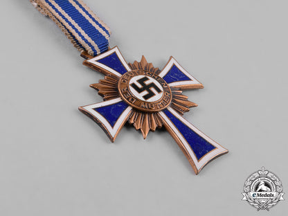 germany,_third_reich._a_group_of_honor_crosses_of_the_german_mother_m182_5431