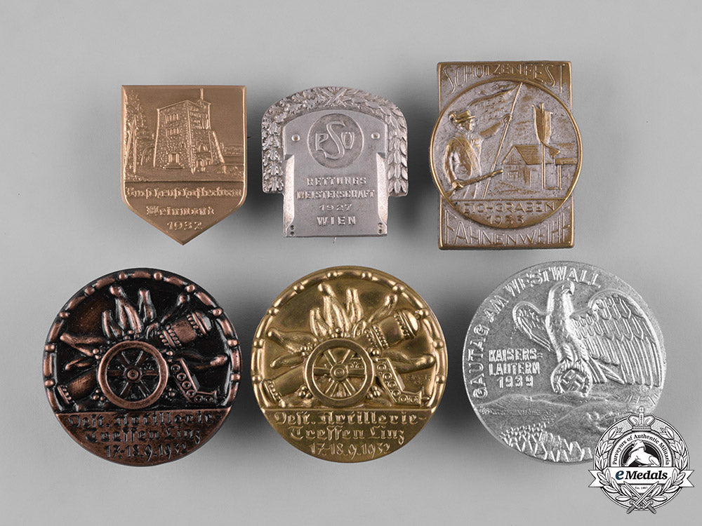 germany._a_lot_of_commemorative_badges_m182_5513_1