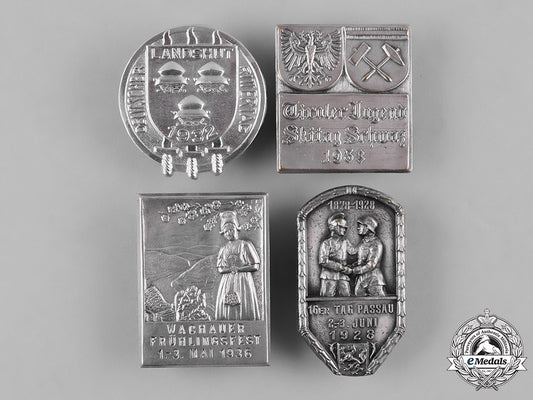 germany._a_lot_of_commemorative_badges_m182_5515