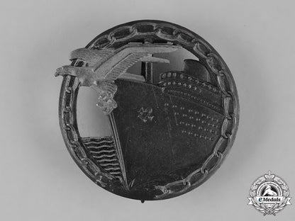 germany,_kriegsmarine._a_blockade_runner_badge_m182_5584