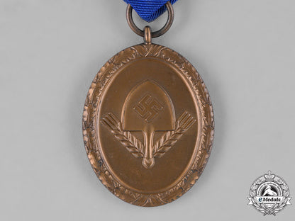germany,_third_reich._a_lot_of_second_war_period_medals&_awards_m182_5824