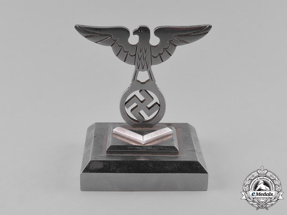 germany,_nsdap._a_desk_eagle_m182_5829