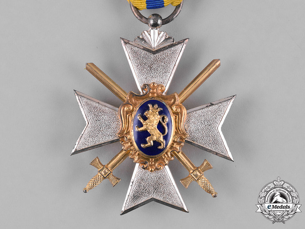 schwarzburg-_sonderhausen,_principality._an_honour_cross,_iii_class_with_swords,_c.1917_m182_6072