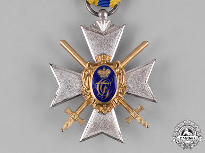 schwarzburg-_sonderhausen,_principality._an_honour_cross,_iii_class_with_swords,_c.1917_m182_6073
