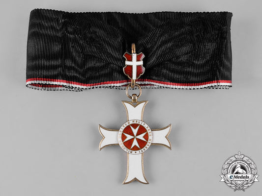 austria,_imperial._an_order_of_the_knights_of_malta,_merit_neck_badge_with_war_decoration,_by_rothe_m182_6128