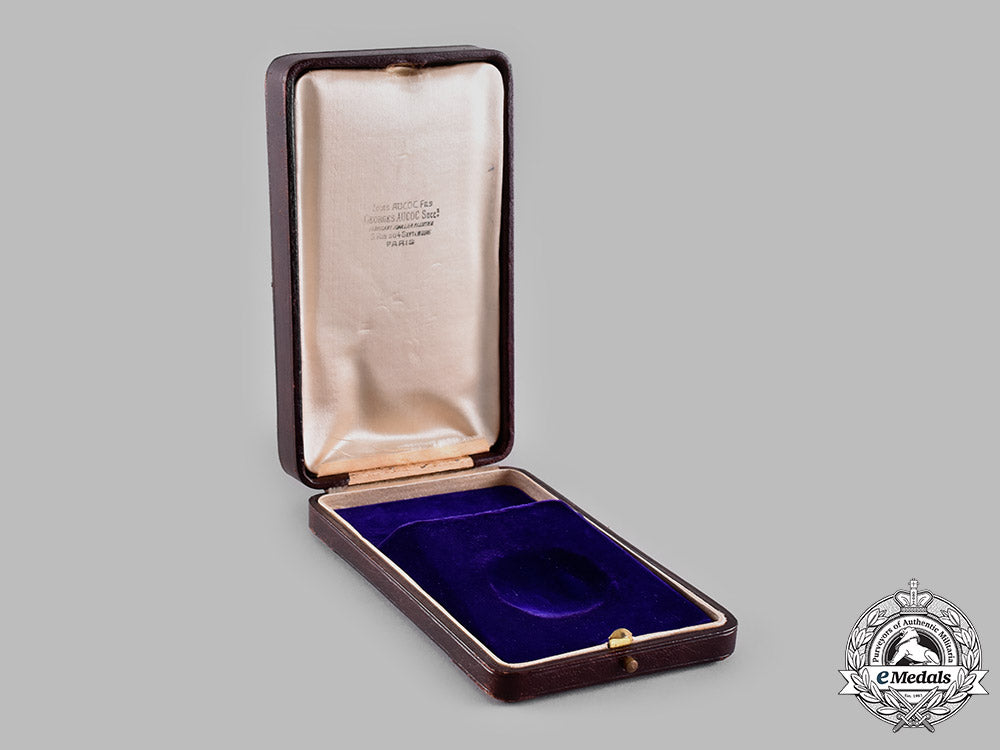 france,_iii_republic._an_order_of_the_legion_of_honour,_iii_class_commander_case,_c.1900_m182_6254