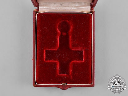 denmark,_kingdom._a_red_cross_decoration_of_honour_case,_c.1920_m182_6267