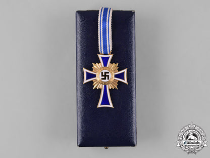 germany,_third_reich._a_cross_of_honour_of_the_german_mother,_i_class_with_case,_by_c.f._zimmermann_m182_6467