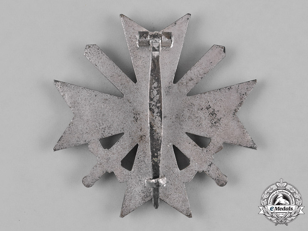 germany,_wehrmacht._a_war_merit_cross,_i_class_with_swords,_by_kerbach&_oesterhelt,_with_case_m182_6479
