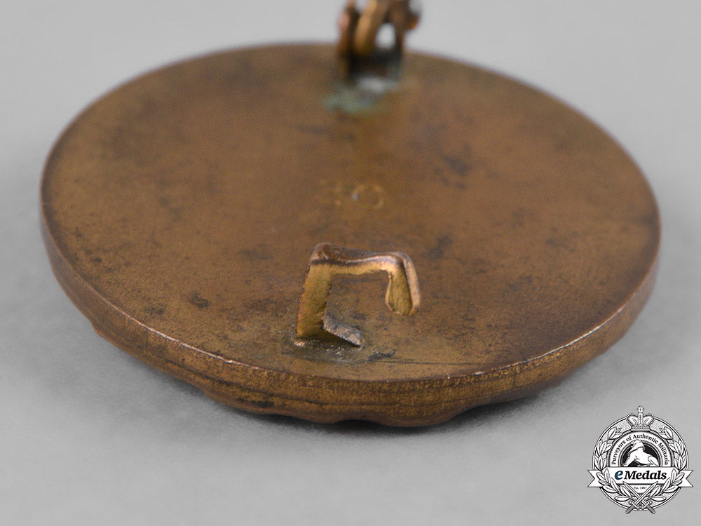 germany,_wehrmacht._a_wound_badge,_gold_grade_with_case,_by_hauptmünzamt_wien_m182_6493