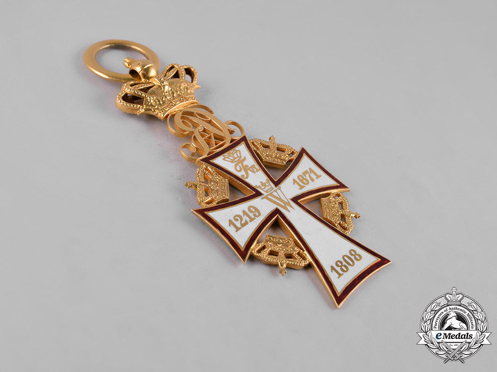 denmark,_kingdom._an_order_of_dannebrog,_i_class_grand_cross_badge_in_gold,_c.1930_m182_6547