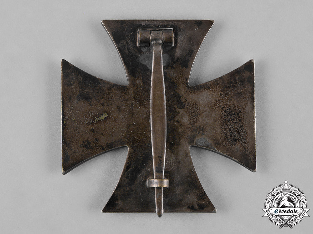 germany,_wehrmacht._a1939_iron_cross_i_class,_with_case_m182_6730