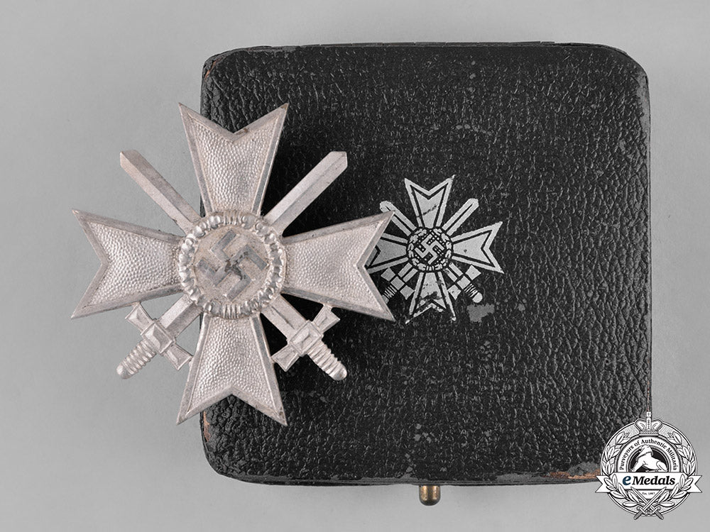 germany,_wehrmacht._a_cased_war_merit_cross,_i_class_with_swords,_by_deschler_m182_6766